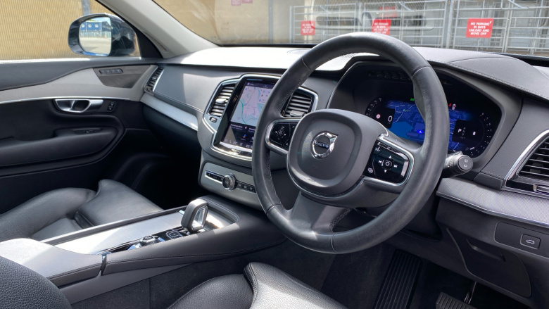 Volvo XC90 2.0 B5P [250] Plus Dark 5dr AWD Geartronic Petrol Estate
